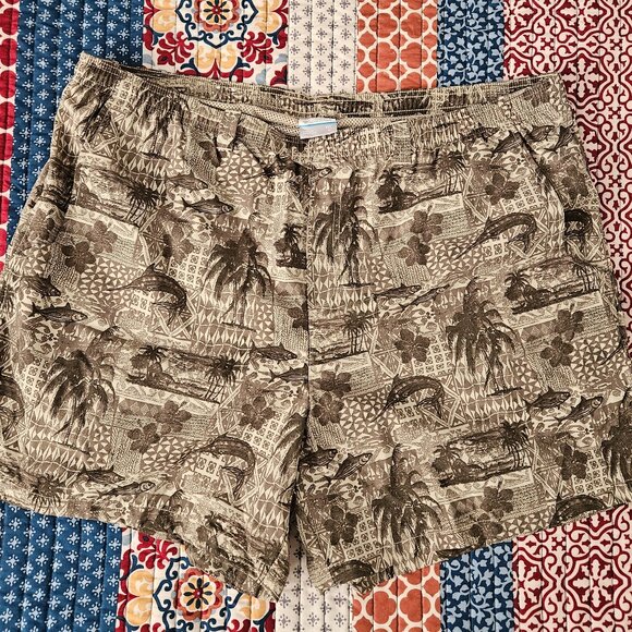 Columbia PFG Clearwater Shores Swim Trunks Men 40 x 6" Olive Green Fish Tropical - Picture 1 of 8